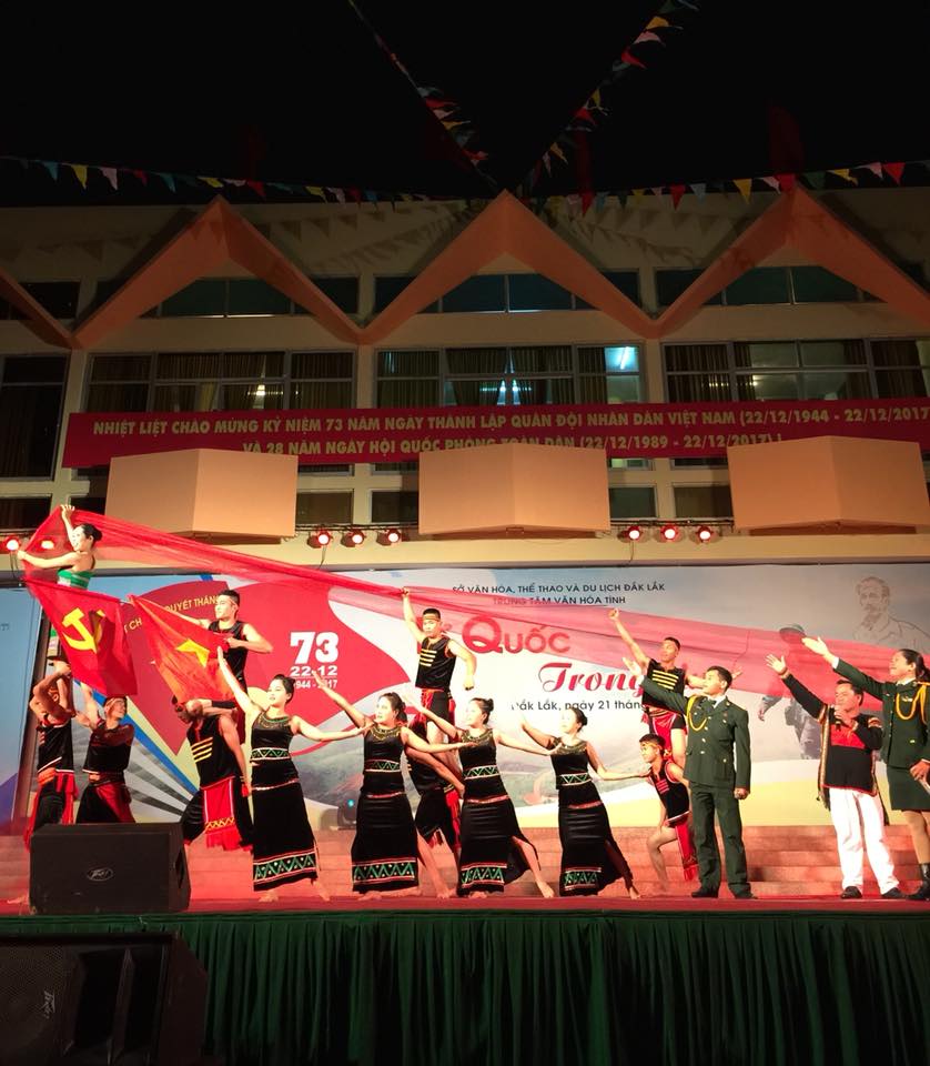 Chương trình văn nghệ "Tổ quốc trong tim" chào mừng kỷ niệm 73 năm ngày thành lập Quân đội nhân dân Việt Nam (22/12/1944 - 22/12/2017) và 28 năm ngày hội Quốc phòng toàn dân (22/12/1989 – 22/12/2017).